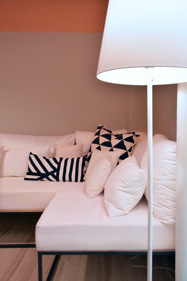 Elegant Coral Apartment Athens Exterior photo